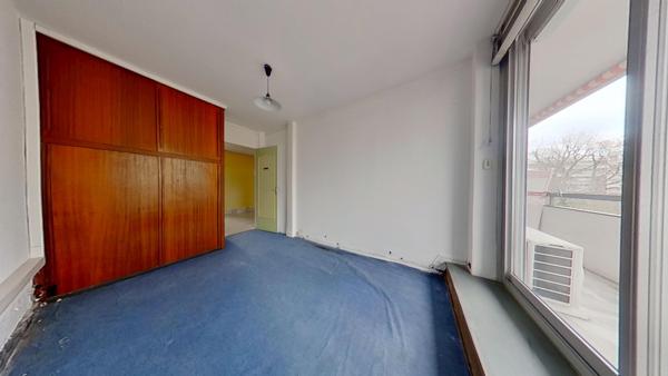 Appartement
         3 pièces
        - 72 m² Exclusivité 149 000 € *
