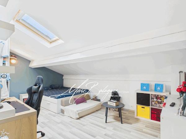 Six-Fours-les-Plages (83140) Lumineuse villa avec piscine - TALIAN, secteur recherché !