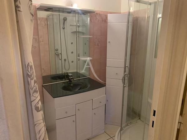 Appartement F2 -57 m² - Livry-Gargan (Résidence Albert Thomas)