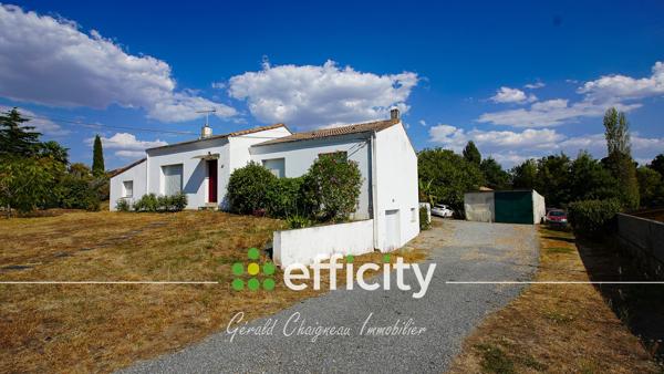 Maison
         5 pièces
        - 139 m² 297 825 € *