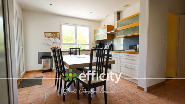 Maison
         5 pièces
        - 139 m² 297 825 € *
