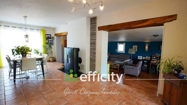 Maison
         5 pièces
        - 139 m² 297 825 € *