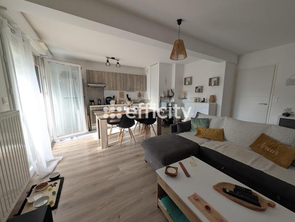 Appartement
         3 pièces
        - 62 m² Exclusivité 227 000 € *