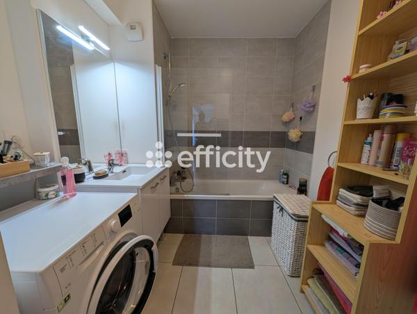 Appartement
         3 pièces
        - 62 m² Exclusivité 227 000 € *