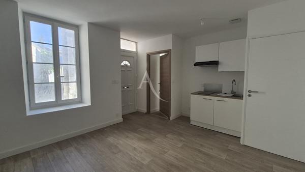 Appartement, Centre ville de Saint Jean D'Angély.