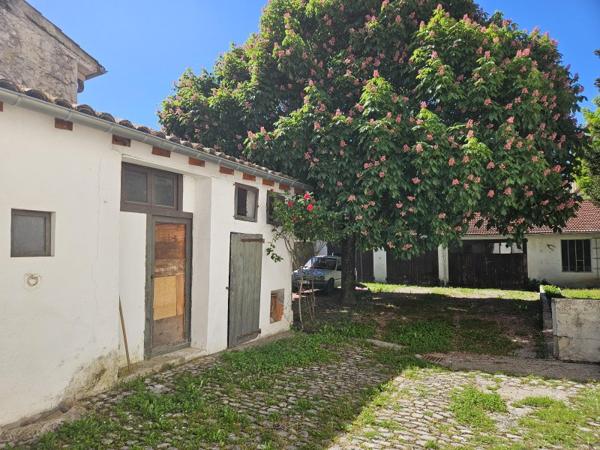 Vente / Ensemble de 2 maisons