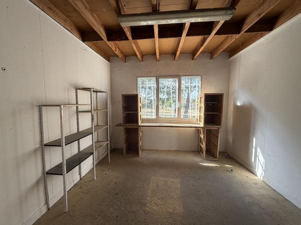 Garage - MONTROND LES BAINS