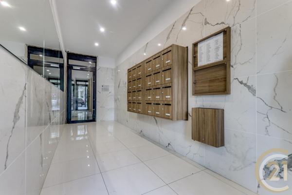 Appartement F3 à vendre  4 pièces - 92,65 m2 PARIS - 75017