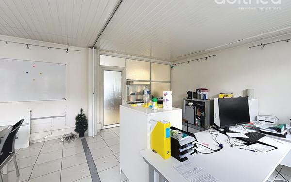 Appartement à vendre    1 pièce • 528 m2 Orly