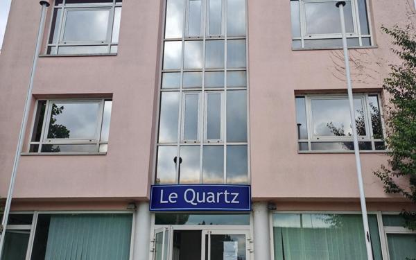 Appartement à vendre    1 pièce • 528 m2 Orly