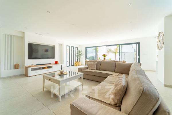 Villa contemporaine en bord de mer
