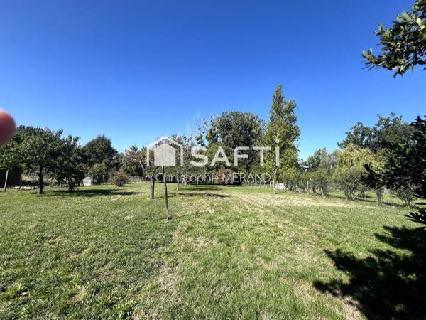 Beau pavillon dans le centre de DANGE SAINT ROMAIN