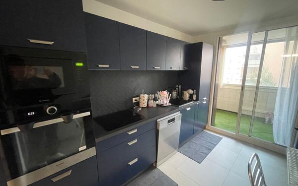 Appartement à vendre    4 pièces • 82 m2 La Seyne-sur-Mer