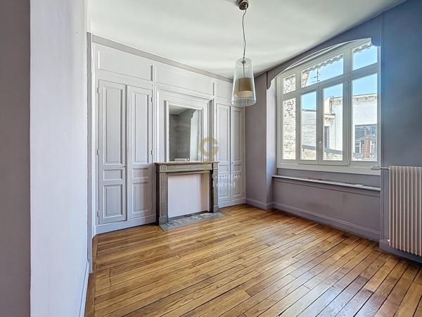 Lille Centre – Superbe appartement de 220 m² dans un immeuble de caractère