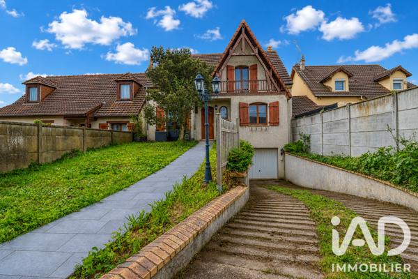 Maison à vendre 6 pièces 109 m² Domont