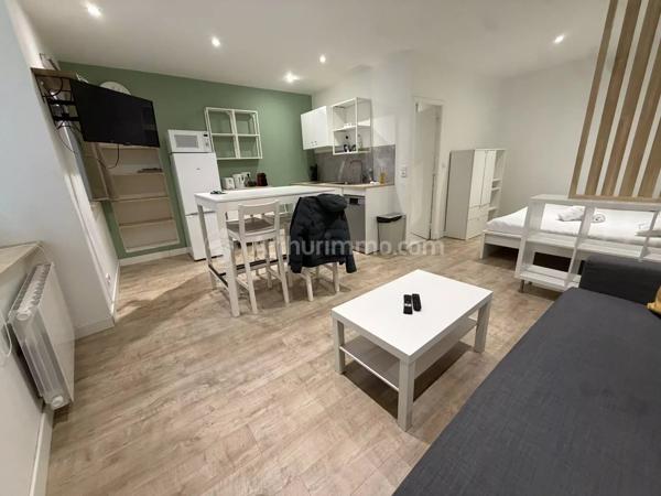 Vente                                                      Immeuble
                        
                     6 pièces                      93 m2                     à Clermont-Ferrand