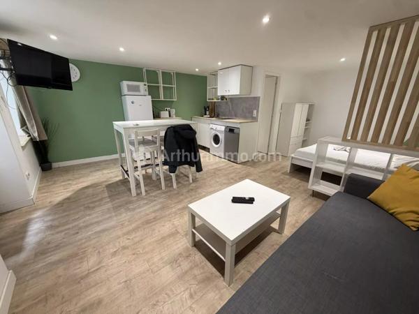 Vente                                                      Immeuble
                        
                     6 pièces                      93 m2                     à Clermont-Ferrand