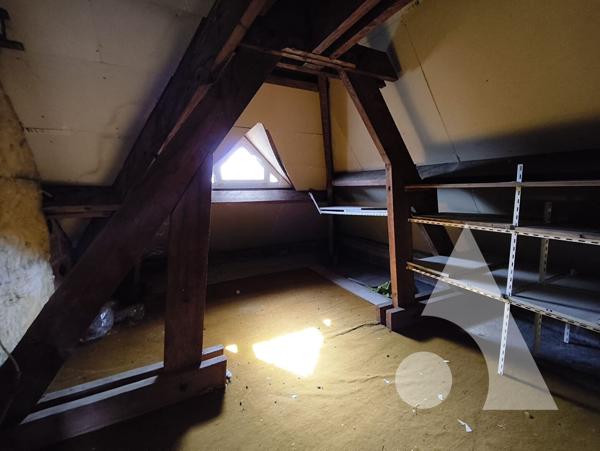 Immeuble 5 pièces 111 m2