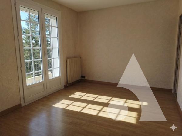 Immeuble 5 pièces 111 m2