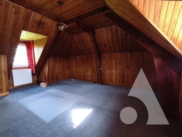 Immeuble 5 pièces 111 m2