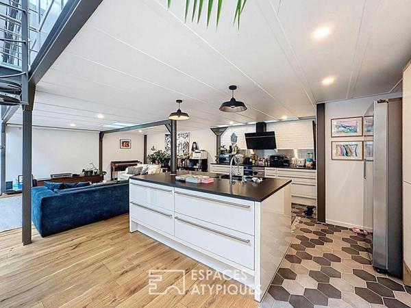 Loft familial et atelier à usage mixte avec appartement indépendant
