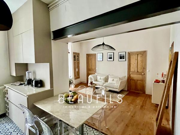 Exclusivité. Nîmes. Appartement atypique T4 - 82 m2