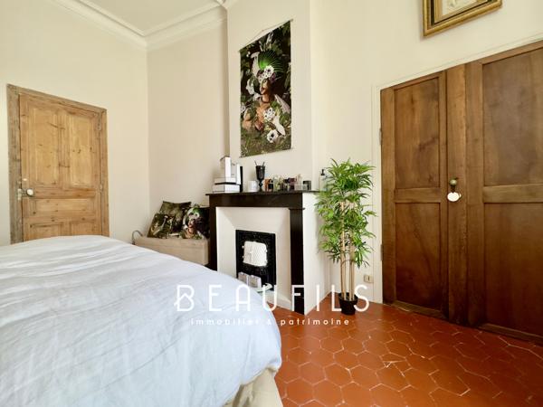 Exclusivité. Nîmes. Appartement atypique T4 - 82 m2