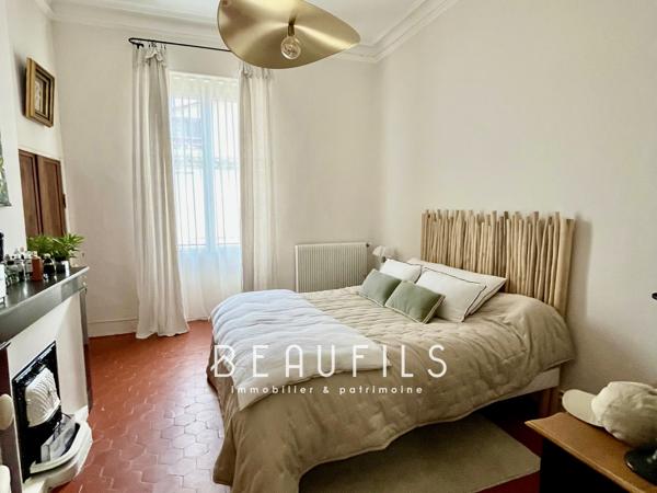 Exclusivité. Nîmes. Appartement atypique T4 - 82 m2