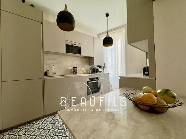 Exclusivité. Nîmes. Appartement atypique T4 - 82 m2