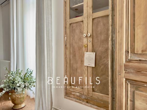 Exclusivité. Nîmes. Appartement atypique T4 - 82 m2