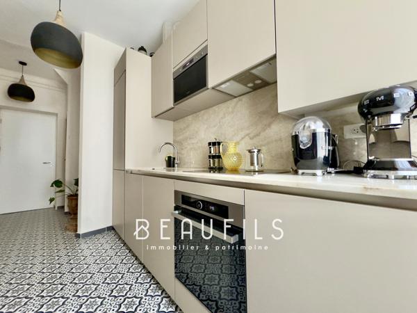 Exclusivité. Nîmes. Appartement atypique T4 - 82 m2