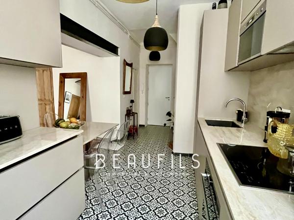 Exclusivité. Nîmes. Appartement atypique T4 - 82 m2