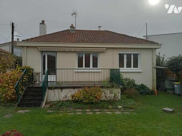 Plain-pied d'une surface 85,70m², 3 CH, terrain de 394m²