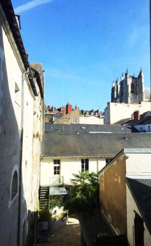 APPARTEMENT T2,  
Nantes 44000