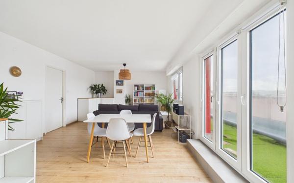 Appartement à vendre    2 pièces • 59 m2 Illkirch-Graffenstaden