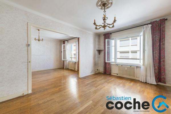 Exclusivité de 81m² Place Jean Macé Lyon 7 - Possibilité Garage