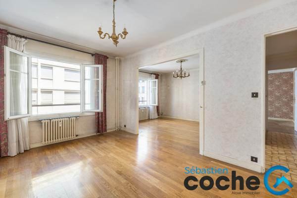Exclusivité de 81m² Place Jean Macé Lyon 7 - Possibilité Garage