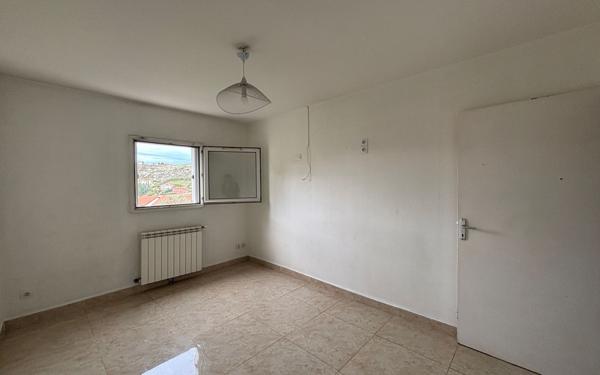 Appartement à louer    4 pièces •  Rive-de-Gier