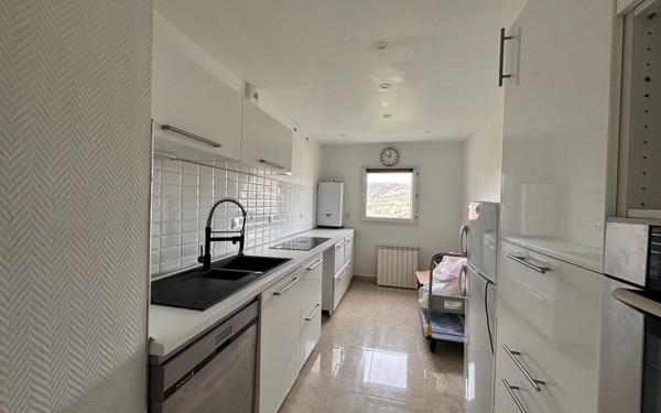 Appartement à louer    4 pièces •  Rive-de-Gier