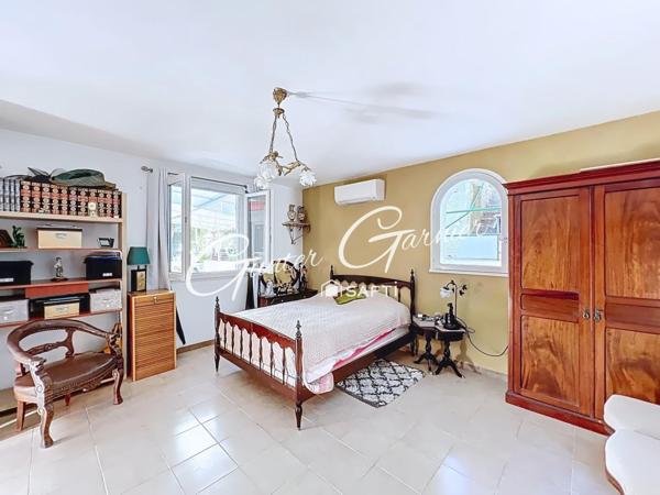 Maison de plain-pied – Environ 90 m² | 2 chambres | Jardin | Garage