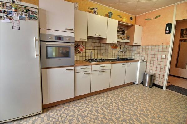 Appartement Lyon 8, T3 en étage élevé, vue dégagée et sans vis à vis,