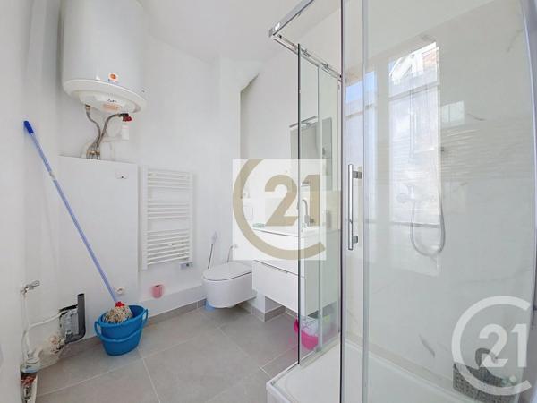 Appartement F3 à vendre  3 pièces - 53,25 m 2   IVRY SUR SEINE  - 94