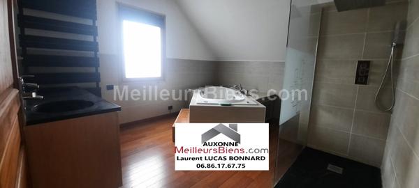 Villa de 140m2 avec terrasse à acheter 197000 € à Flammerans