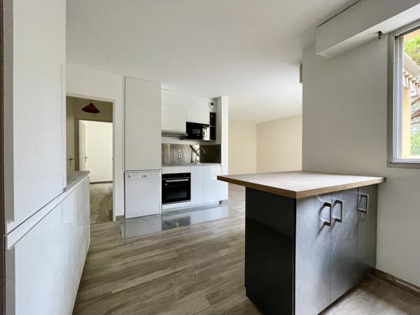 Saint-Raphaël (83700) T2 BOULOURIS ESTIVALES 2 avec possibilité degarage, en location annuelle