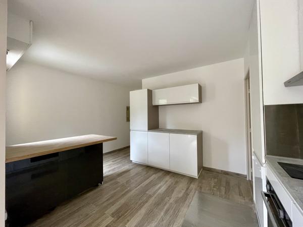 Saint-Raphaël (83700) T2 BOULOURIS ESTIVALES 2 avec possibilité degarage, en location annuelle