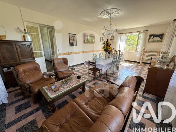 Maison à vendre 7 pièces 172 m² Saint-Julien-les-Rosiers