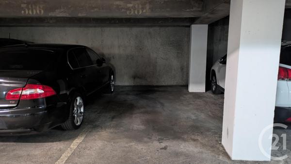 Parking à vendre  11 m2 PARIS - 75019