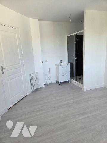 MAYENNE- Coeur de ville Notre- Dame, emplacement privilégie pour cet appartement de type 2 au d...