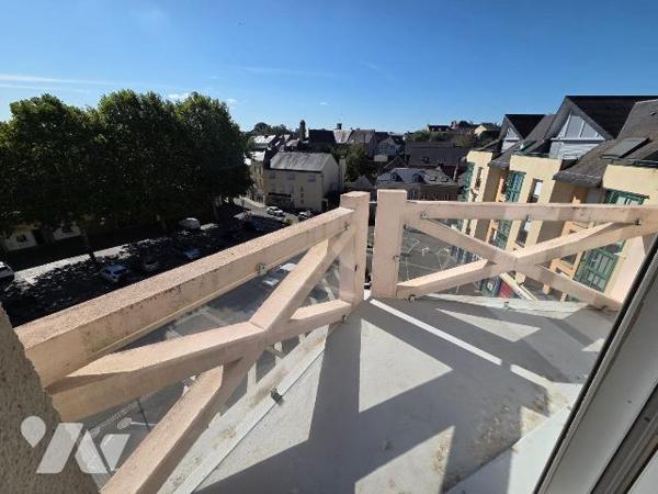 MAYENNE- Coeur de ville Notre- Dame, emplacement privilégie pour cet appartement de type 2 au d...