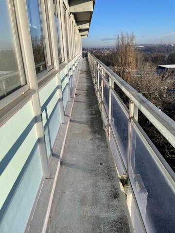 Bureaux à louer à Osny rénovation prévue et accès immédiat autoroute